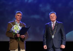 SLAVNOSTNA SEJA IN PODELITEV OBČINSKIH PRIZNANJ 17 ANTON ČERNE FOTO LJUBO VUKELIČ